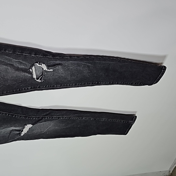 Levi's 711 dark gray 27x32 skinny jeans - Picture 3 of 8